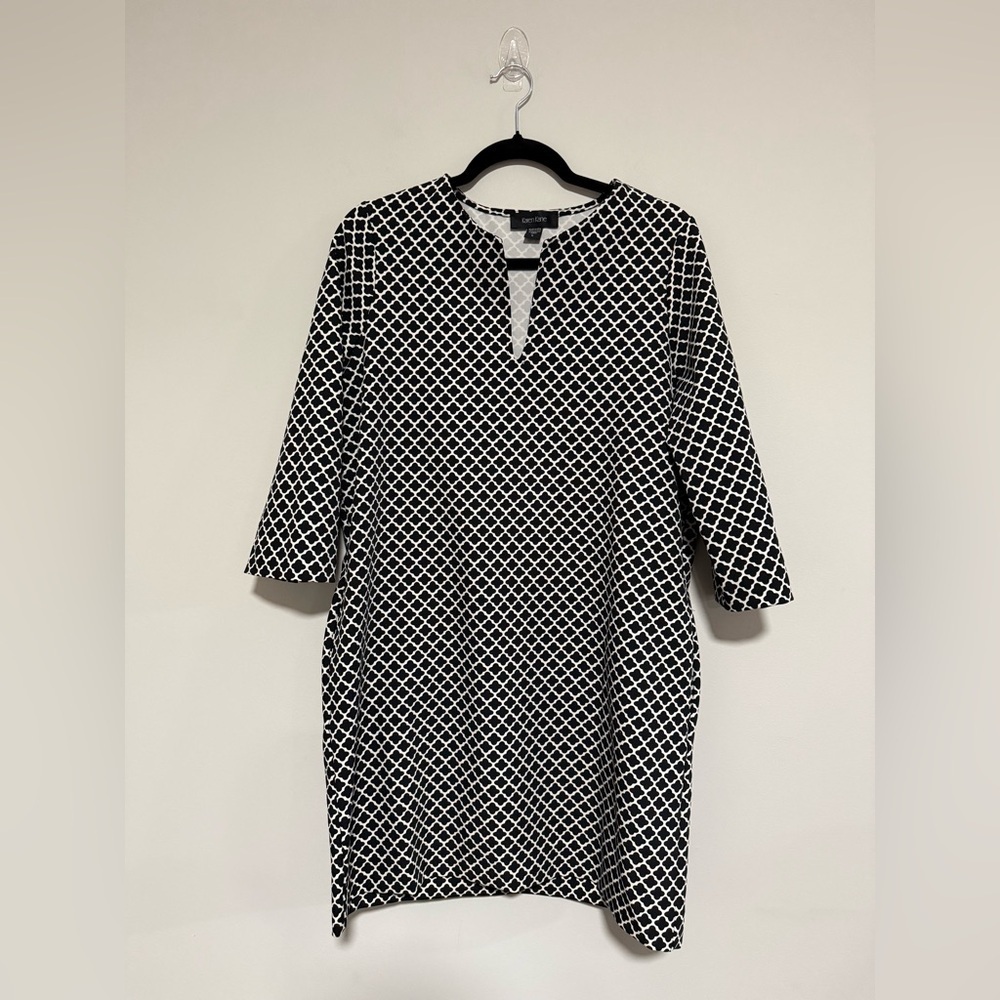Karen Kane Geometric Print Scuba Knit Mini Dress Size Large Resort Classic